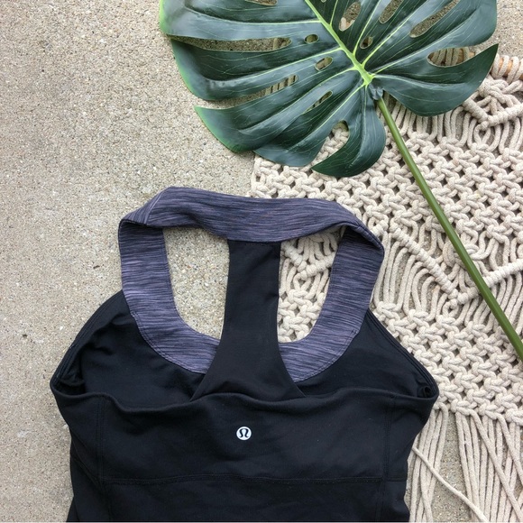 Luluemon Black Scoop Neck Tank Top Size 6 - Picture 6 of 9
